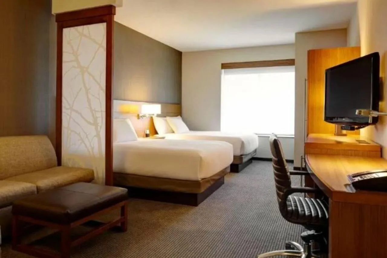 Hyatt Place Bayamon 3*,