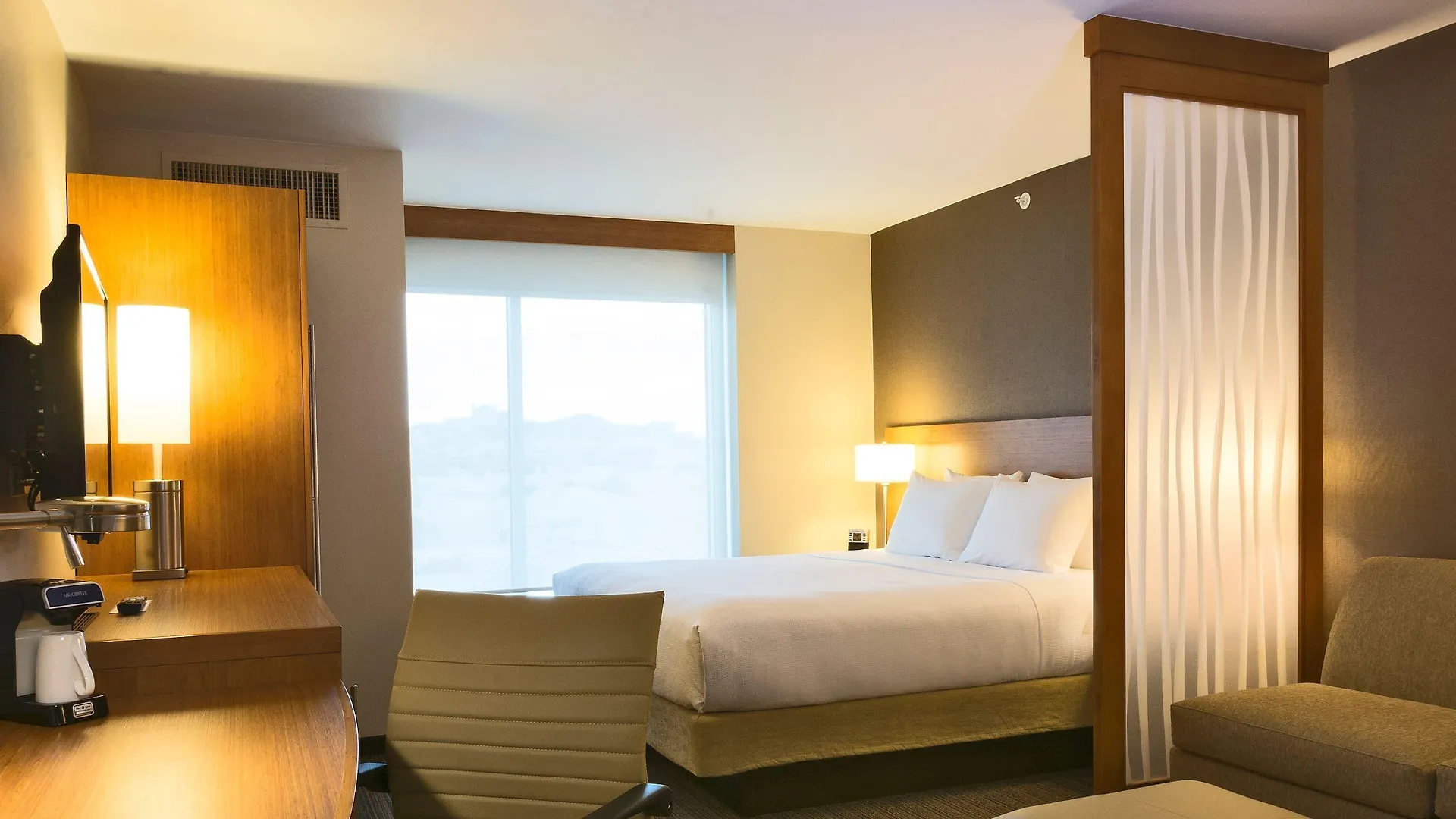 Hyatt Place Bayamon 3*,