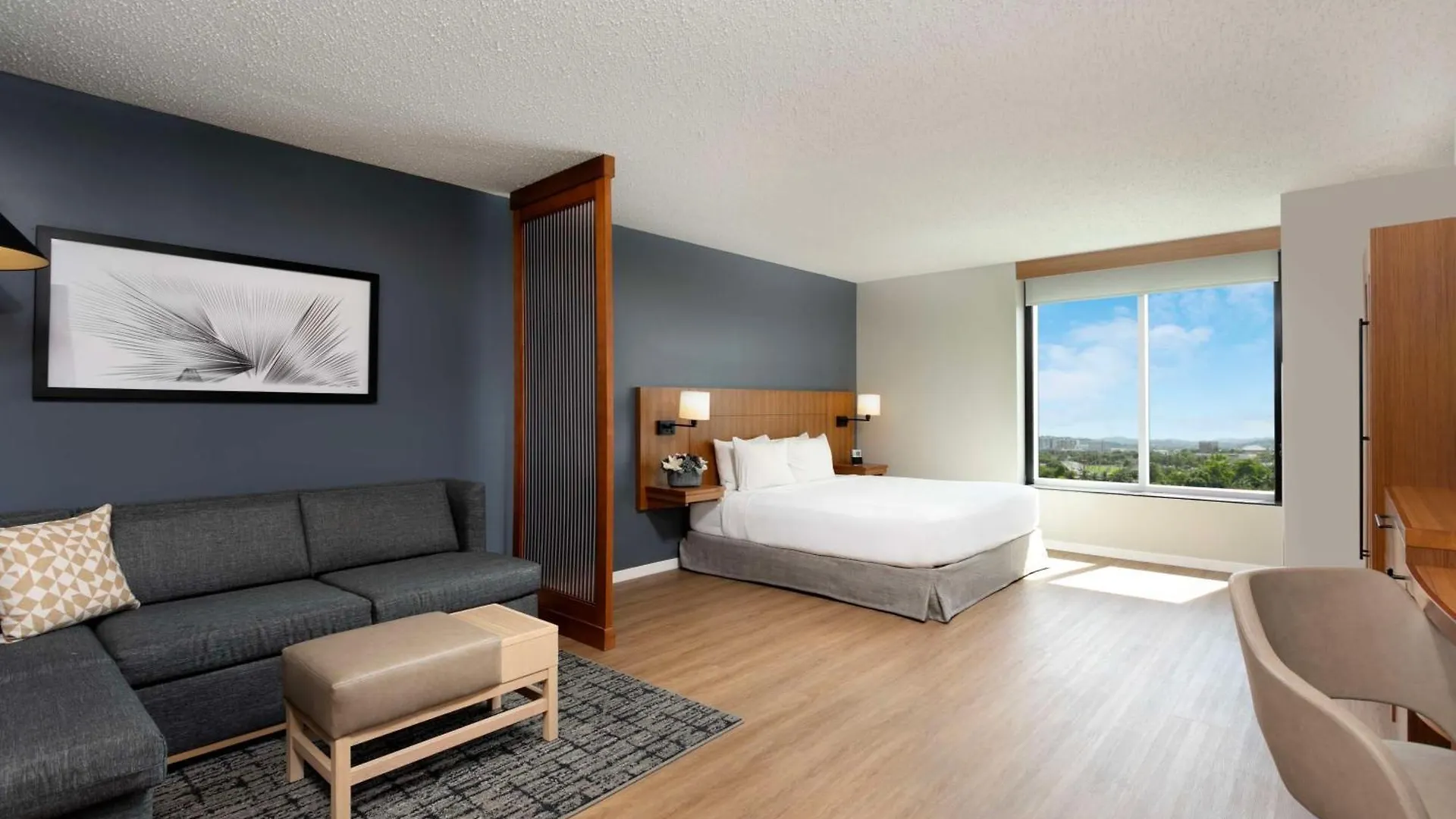 Hyatt Place Bayamon Hotel