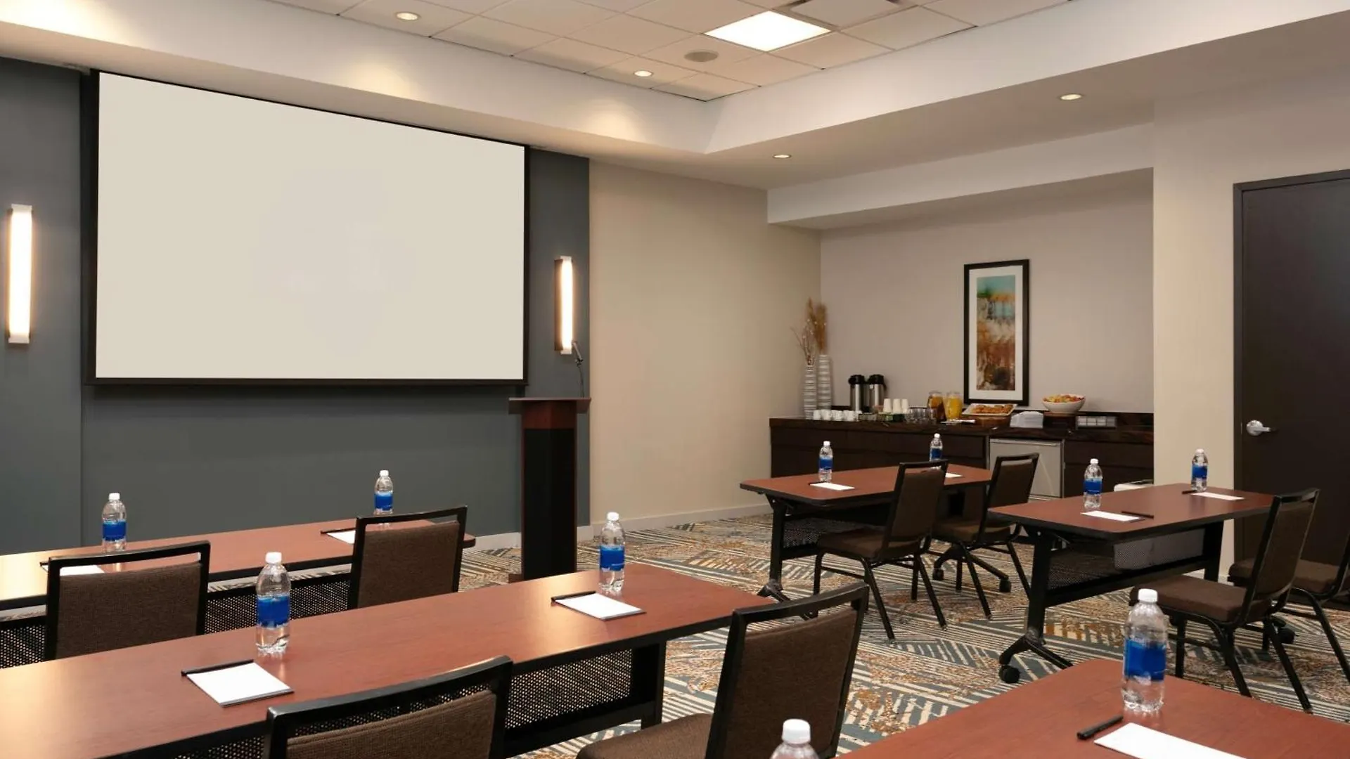 Hyatt Place Bayamon 3*,