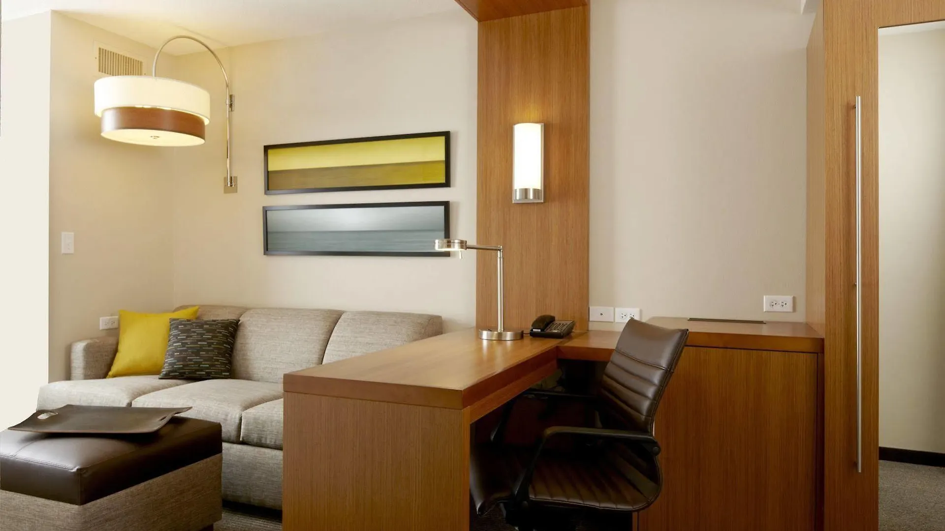 Hyatt Place Bayamon 3*,